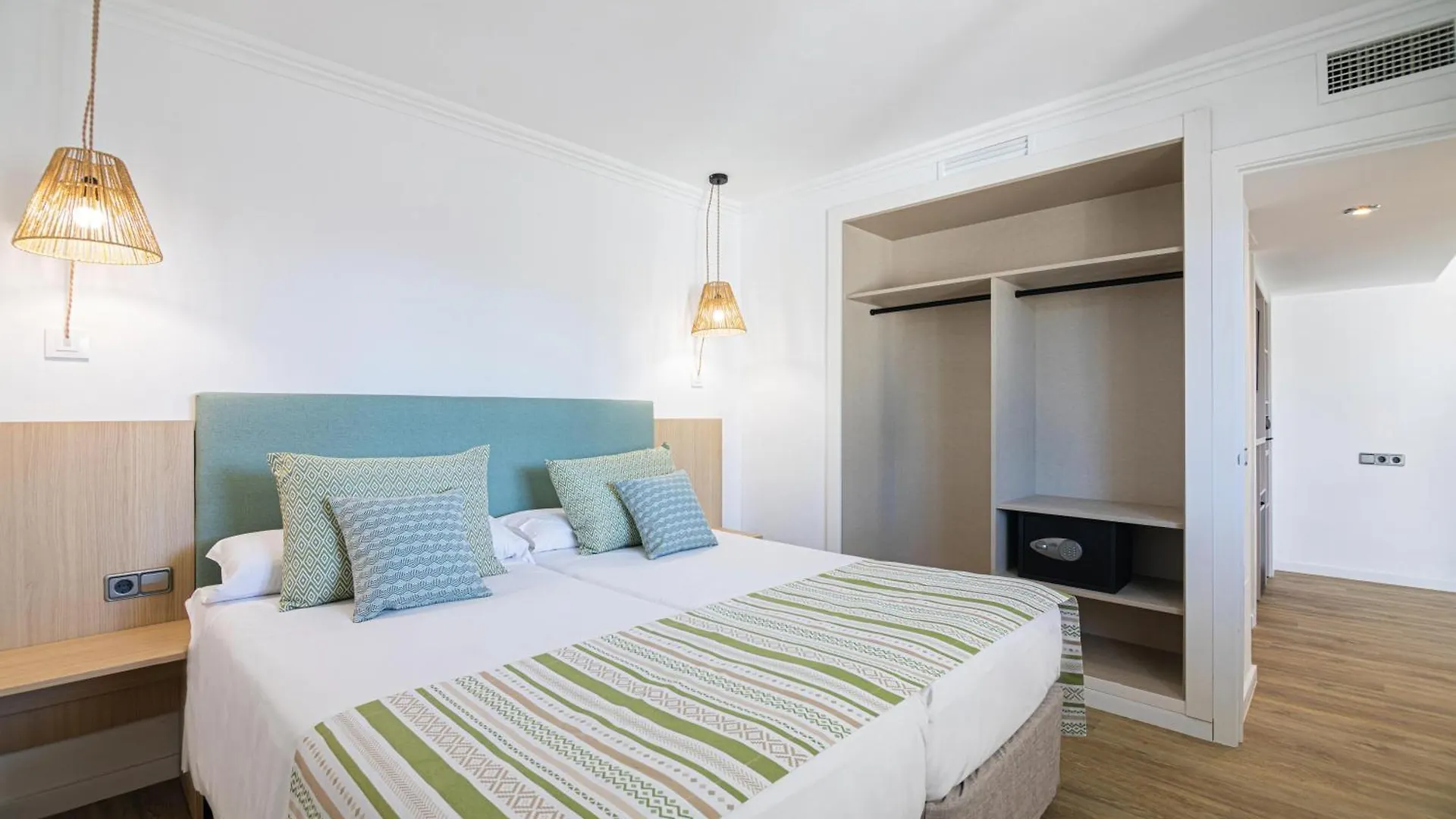 Marsenses Ferrera Blanca Hotel Family Cala d'Or  4*, Cala d'Or (Mallorca)